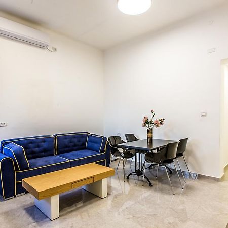 Sunset Beach Apartments Tel Aviv Exteriör bild
