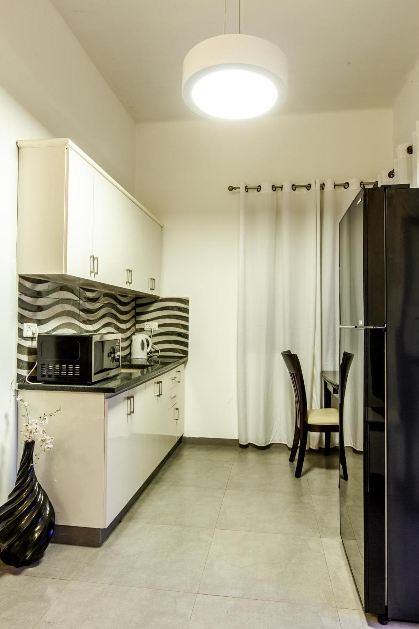 Sunset Beach Apartments Tel Aviv Exteriör bild