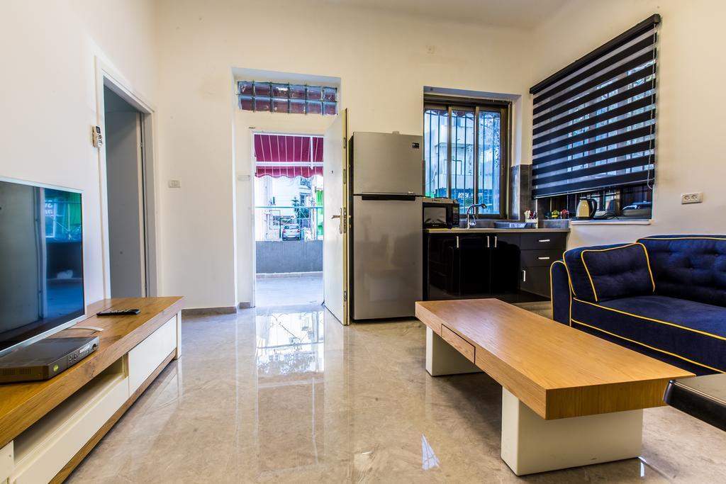 Sunset Beach Apartments Tel Aviv Exteriör bild