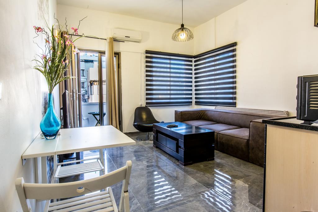 Sunset Beach Apartments Tel Aviv Exteriör bild